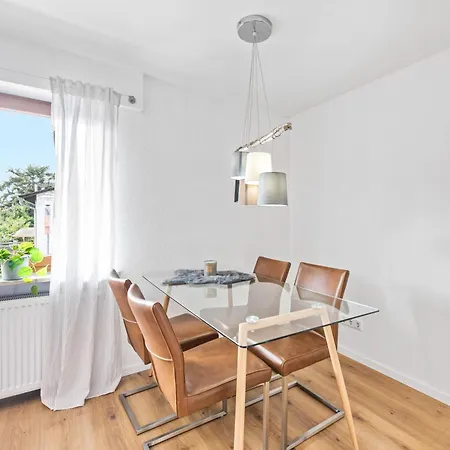 Ruhiges Und Zentrales Apartment In Huettenfeld Lampertheim Exterior photo