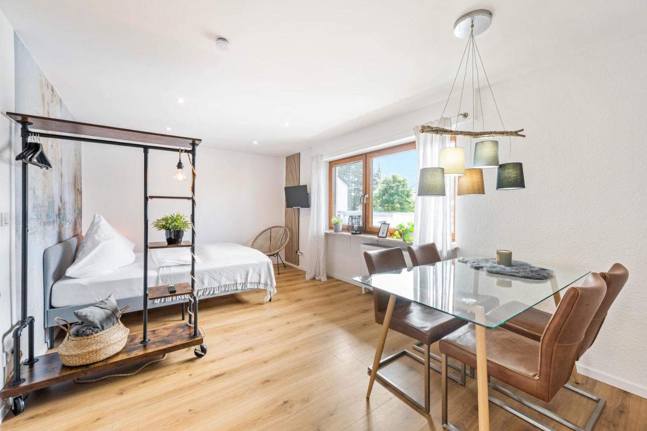 Apartment Ruhiges Und Zentrales In Huettenfeld *